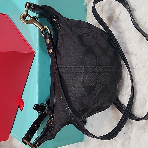 Coach Y2K Signature Mini Crossbody Swingpack Black Jacquard Bag - Picture 5 of 17